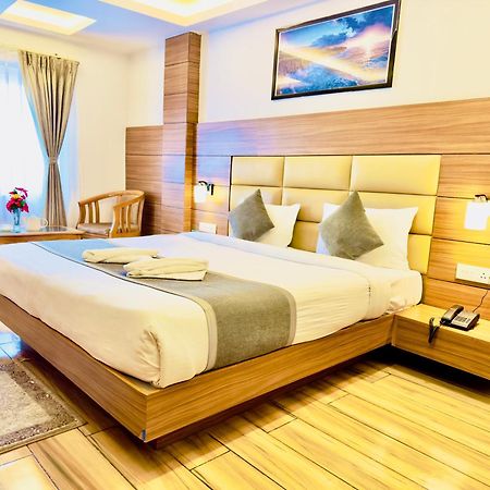 Hotel Bella Vista Darjeeling Near Drc Paid Paking Екстер'єр фото