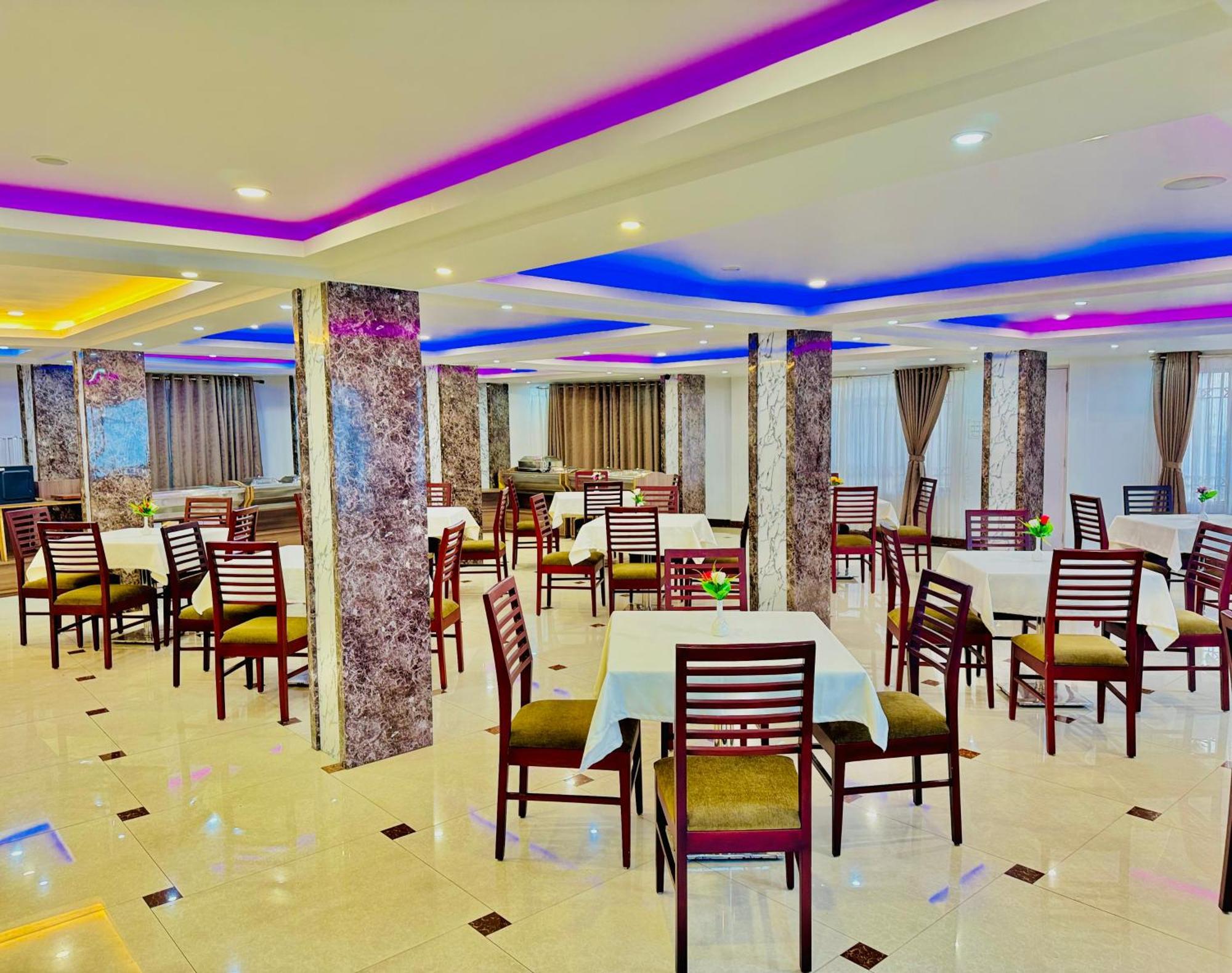 Hotel Bella Vista Darjeeling Near Drc Paid Paking Екстер'єр фото