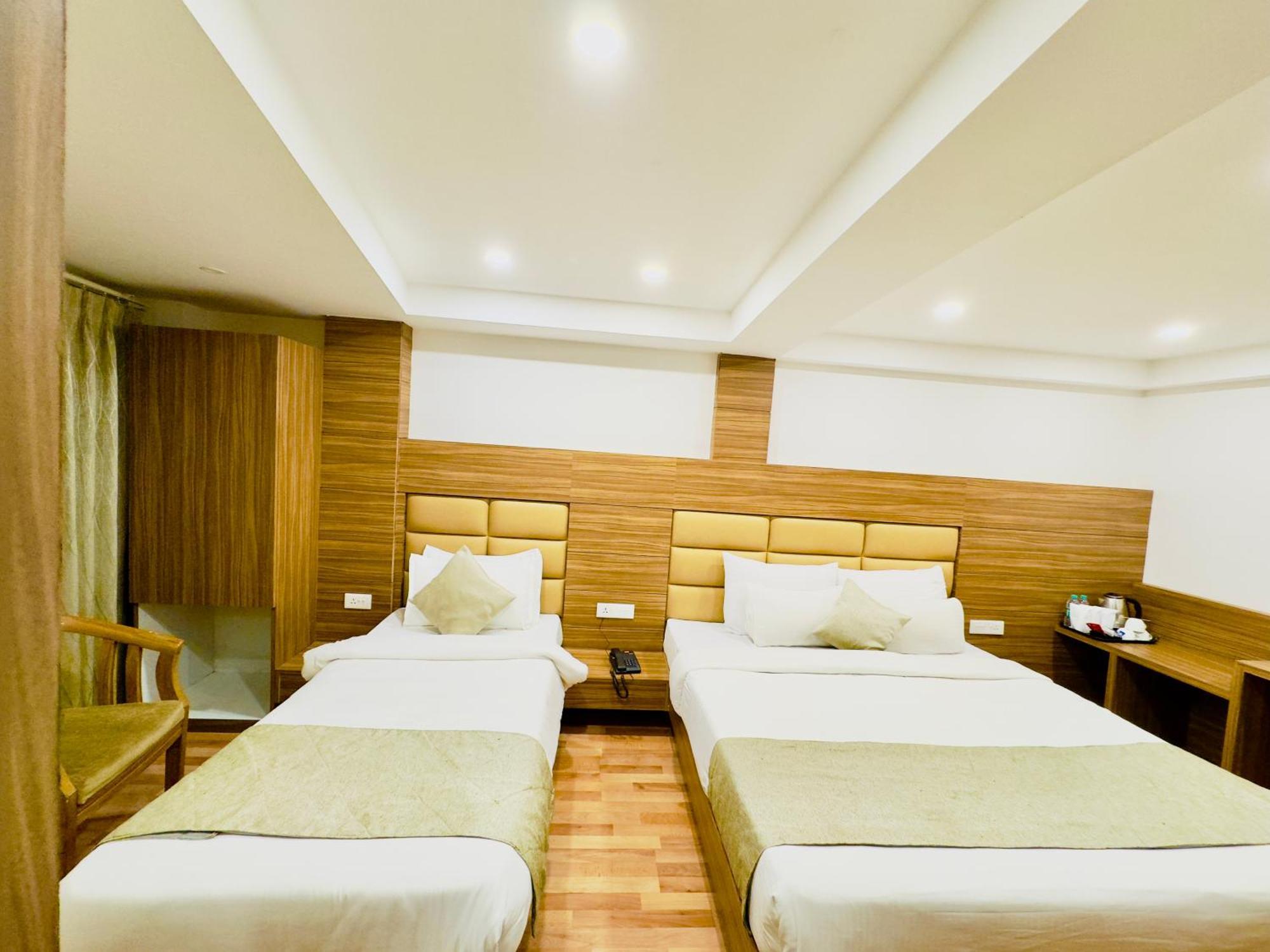 Hotel Bella Vista Darjeeling Near Drc Paid Paking Екстер'єр фото